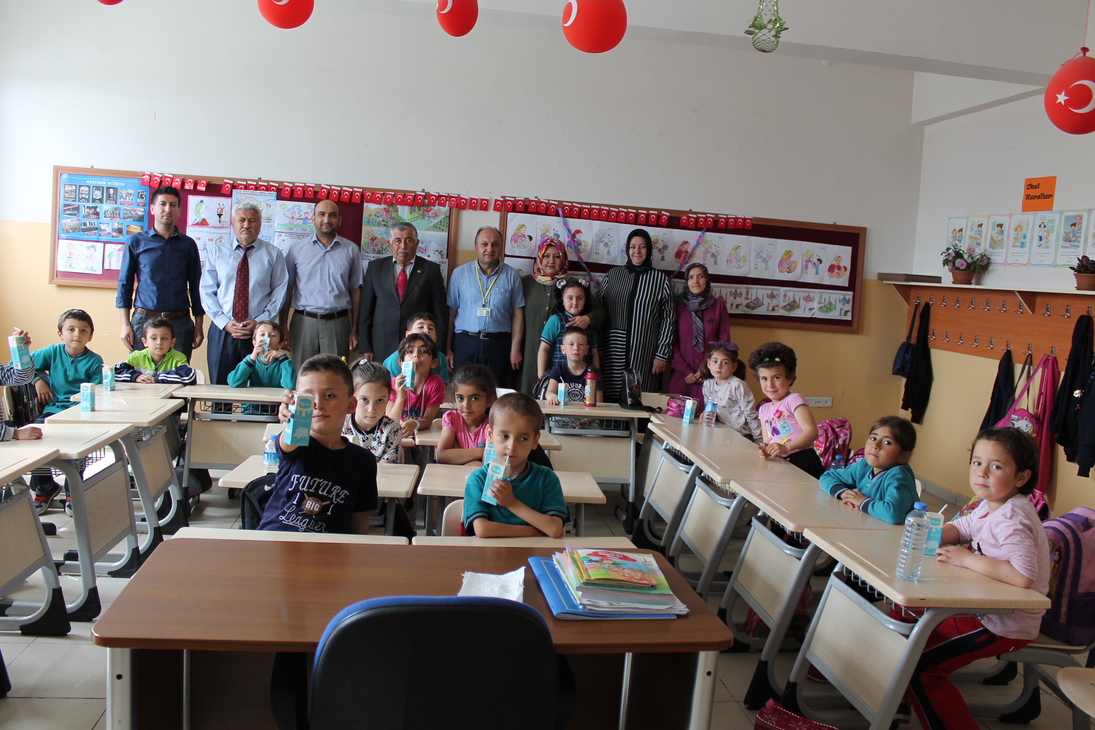 Tosya İlkokulunda Dünya Süt Günü Kutlandı