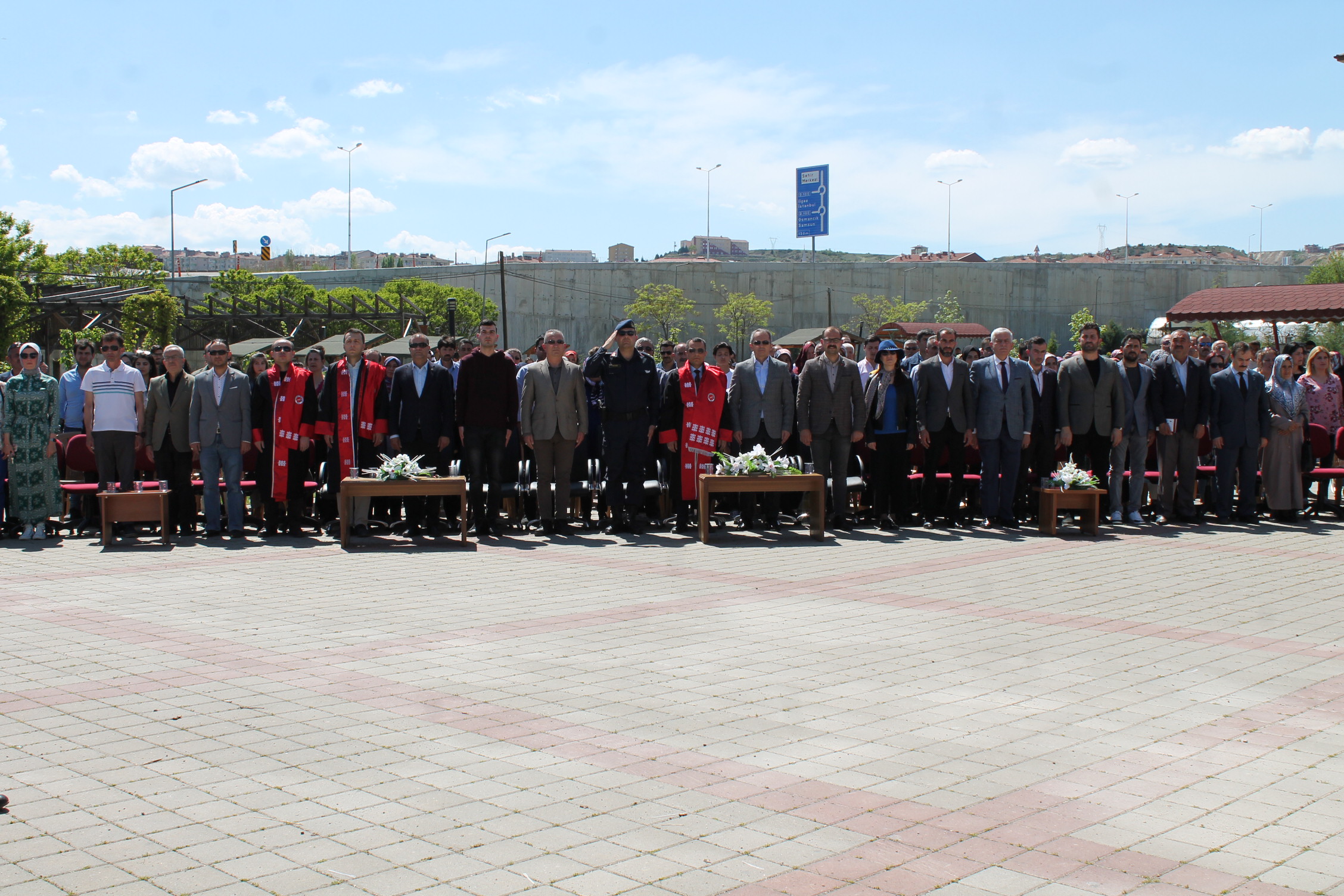 Tosya Meslek Yüksekokulunda Mezuniyet Heyecanı