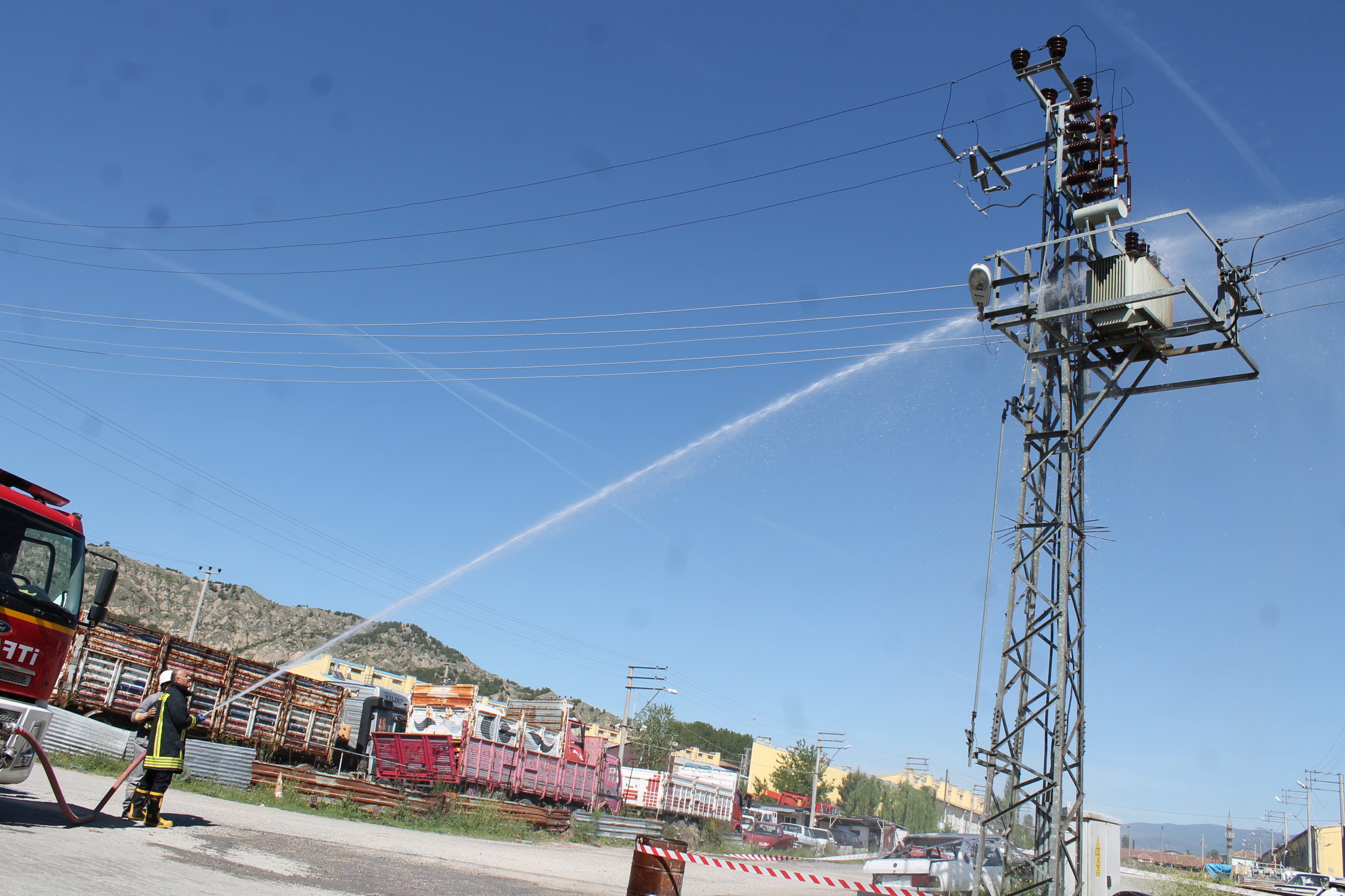 Tosya’da Trafo Yangını Korkuttu