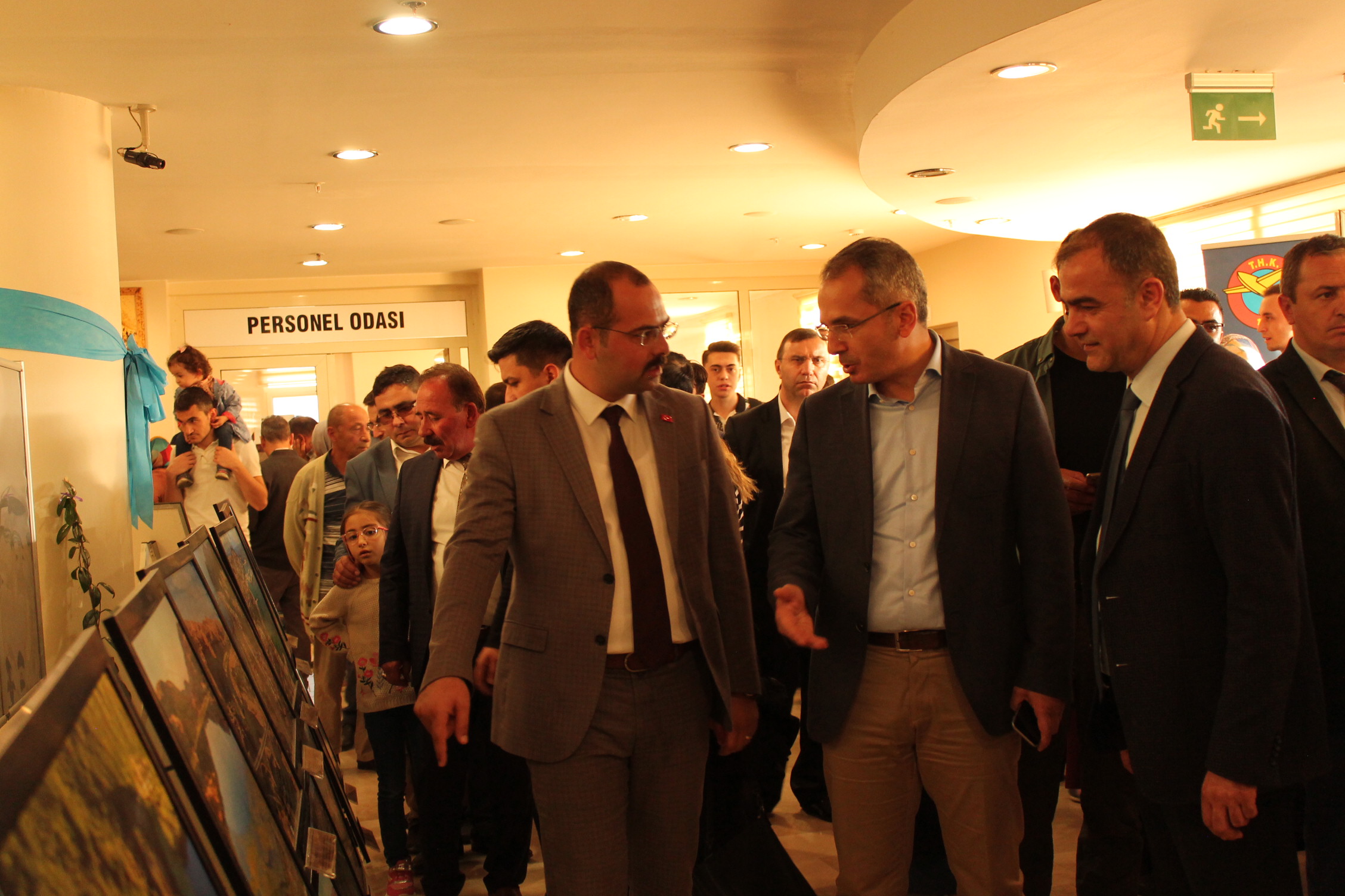 Tosya’da fotoğraf sergisi açıldı