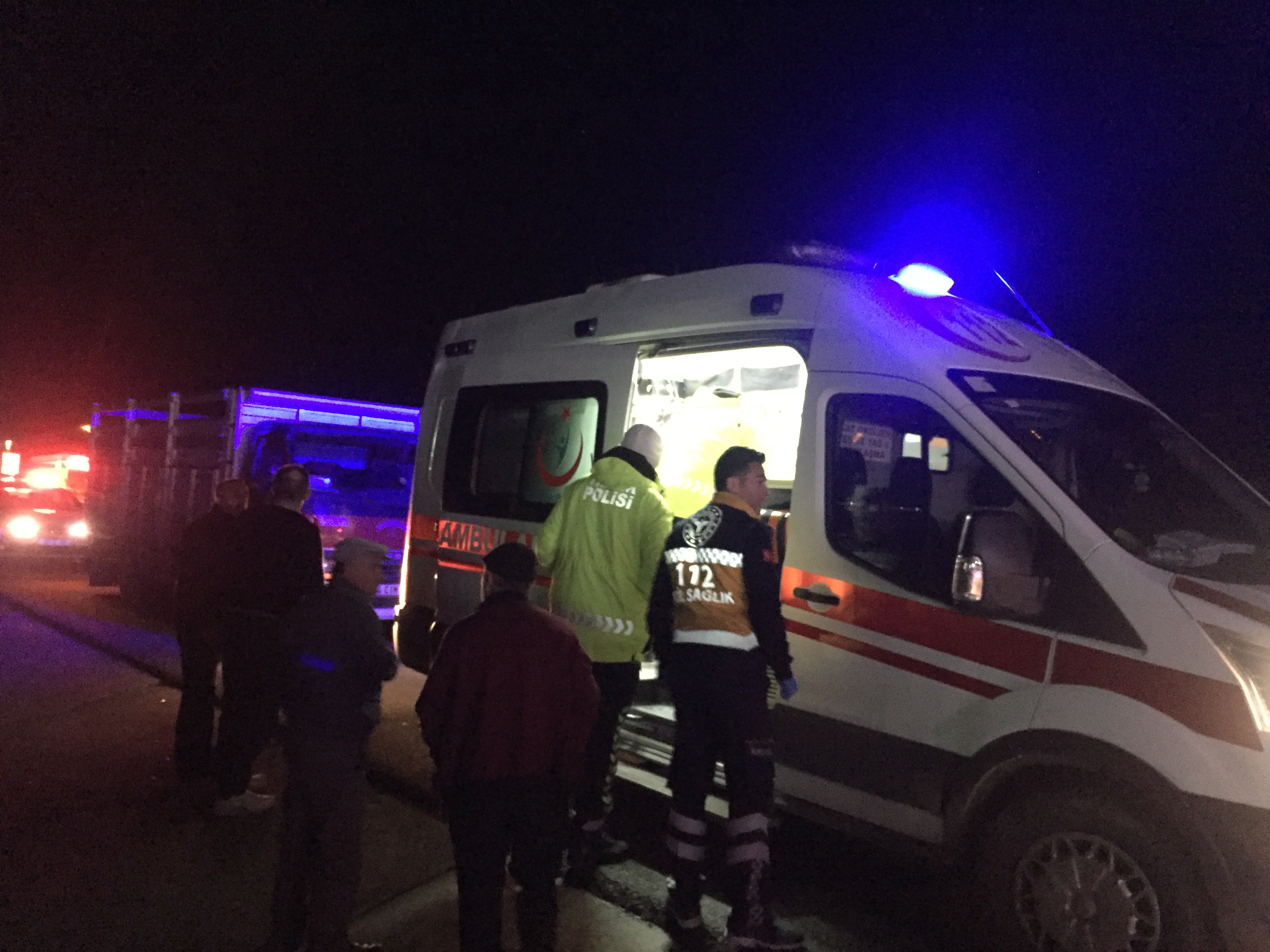 Tosya D100’de Araç Yayaya Çarptı