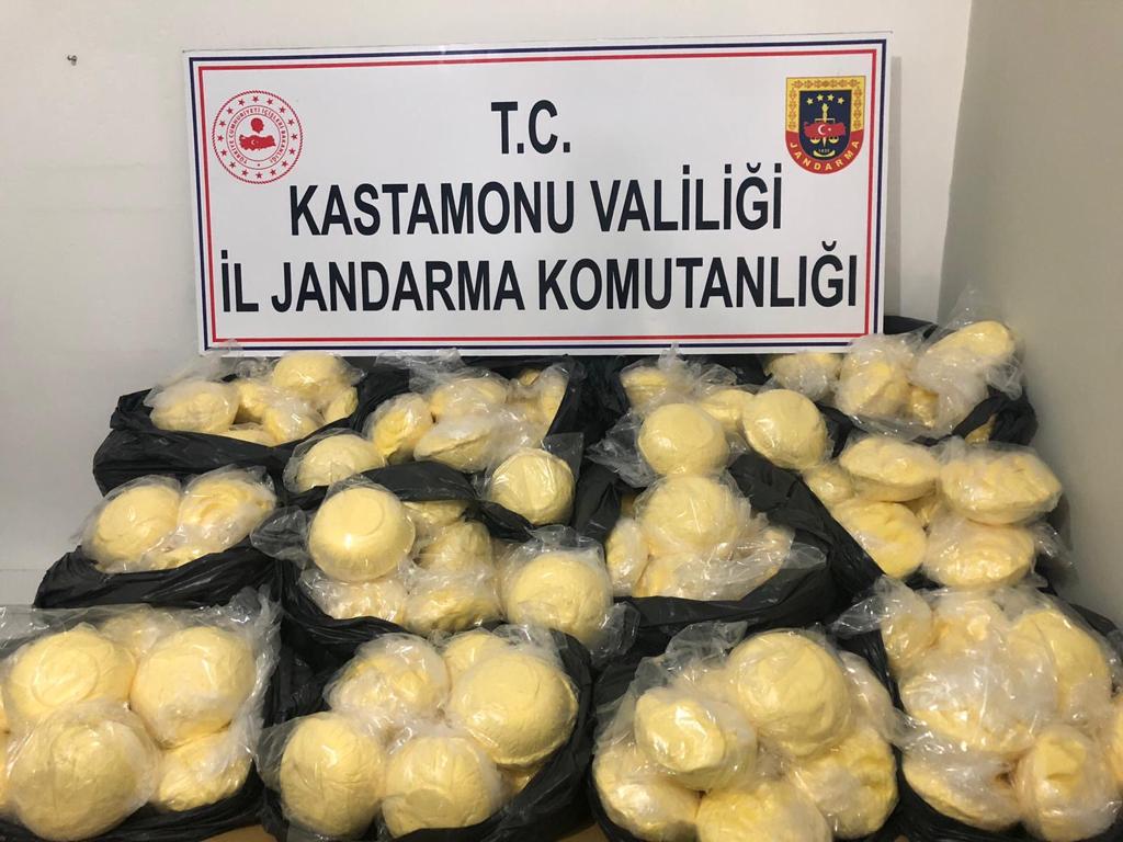 Jandarma Tosya’da 200 kg bitkisel margarin yakaladı