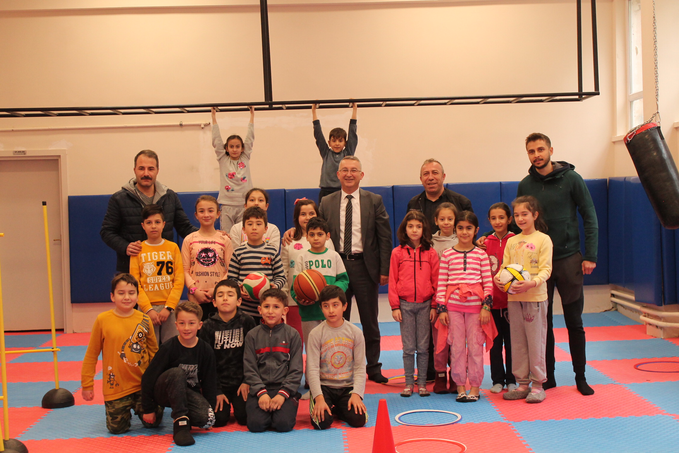 Tosya’da tasarım ve beceri atölyesi açıldı