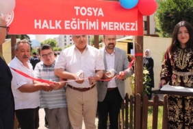 Halk Eğitim Merkezi Öğrenme Şenliği Düzenledi