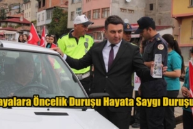 Tosya’da “Yayalara Öncelik Duruşu Hayata Saygı Duruşu” etkinliği