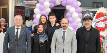 Şeker Butik Dualarla Açıldı