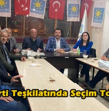 İYİ Parti Teşkilatında Seçim Toplantısı