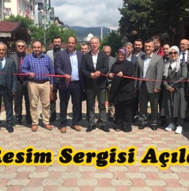 İmam Hatipli Öğrencilerden Resim Sergisi