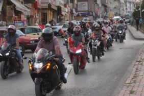 Motosiklet Kulübünden Zafer Konvoyu