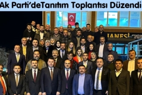 Ak Parti'de Tanıtım Toplantısı Düzenlendi