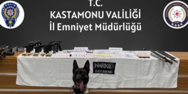 Polisten Tosya’da Büyük Operasyon, 5 Tutuklama