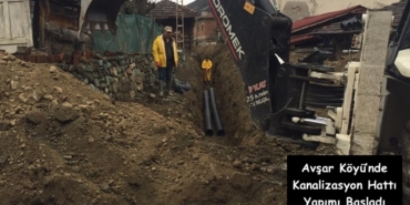 Avşar Köyü’nde Kanalizasyon Hattı Yapımı Başladı