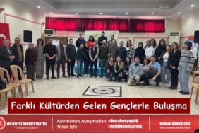 Kaymakam Uğur Ünsal ve Belediye Başkanı Volkan Kavaklıgil Gençlerle Buluştu