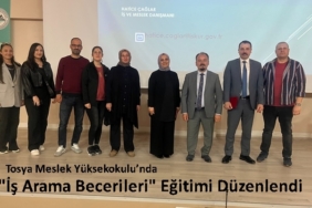 Tosya Meslek Yüksekokulu’nda "İş Arama Becerileri" Eğitimi Düzenlendi