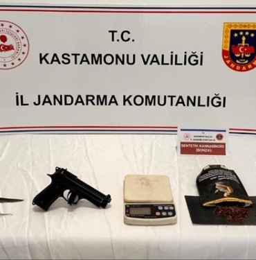Tosya’da Uyuşturucu Operasyonu, 2 Kişi Tutuklandı