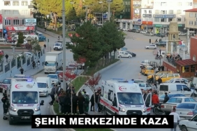 Şehir Merkezinde Kaza, Motosiklet Direğe Çarptı