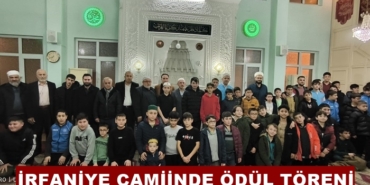 İmam Hatip Lisesi Mezunları Derneğinden İrfaniye Camiinde Ödül Töreni