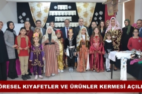 Tosya Mehmet Akif Ersoy İlkokulu’nda Yöresel Kıyafetler Ve Ürünler Kermesi Açıldı
