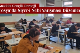 Anadolu Gençlik Derneği Tosya’da Siyer-i Nebi Yarışması Düzenledi