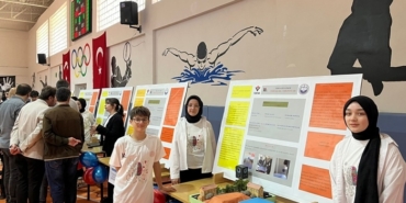 Tosya Fen Lisesi’nde Bilim Fuarı Açıldı