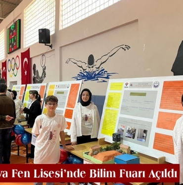 Tosya Fen Lisesi’nde Bilim Fuarı Açıldı