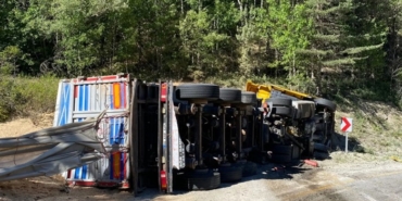 Tosya -Kastamonu Yolu’nda Tır Kazası; 2 Yaralı