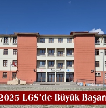Tosya Mehmet Akif Ersoy İmam Hatip Ortaokulu’ndan 2025 LGS’de Büyük Başarı
