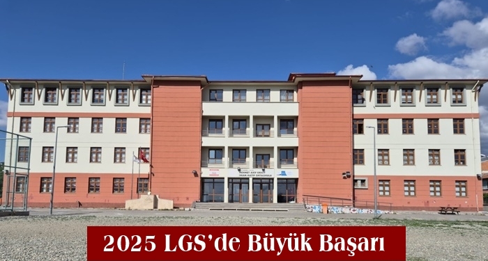Tosya Mehmet Akif Ersoy İmam Hatip Ortaokulu’ndan 2025 LGS’de Büyük Başarı