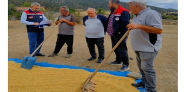 İlçe Tarım Müdürlüğü Ekipleri Çevlik Köyü’nü Ziyaret Etti