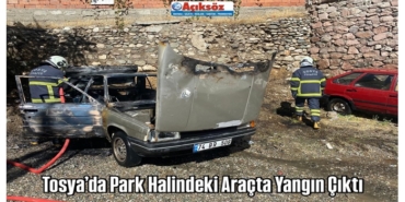 Tosya’da Park Halindeki Araçta Yangın Çıktı