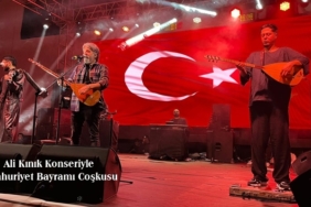 Ali Kınık Konseriyle Cumhuriyet Bayramı Coşkusu