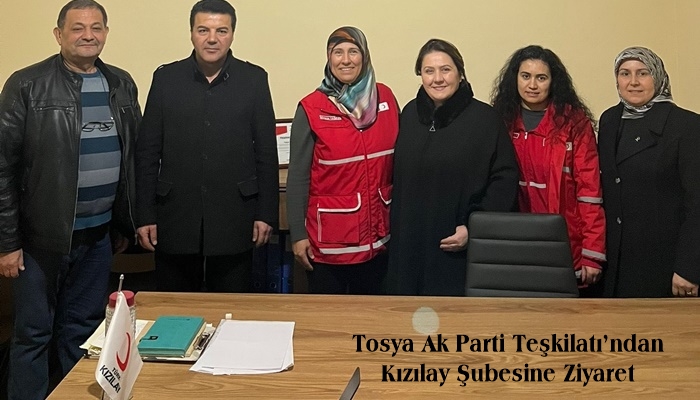 Tosya Ak Parti Teşkilatı’ndan Kızılay Şubesine Ziyaret