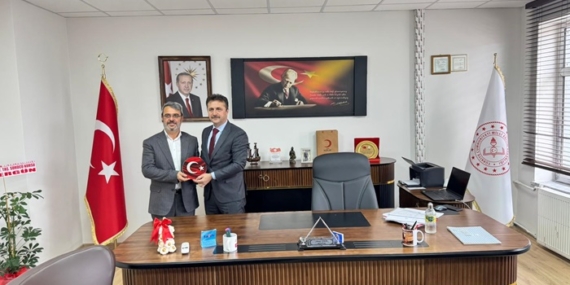 Tosya Milli Eğitim Müdürü Mehdi Toğrul’dan Taşköprü Milli Eğitim Müdürüne Ziyaret