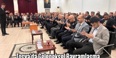 Tosya’da Geleneksel Bayramlaşma Töreni Yoğun Katılımla Gerçekleştirildi