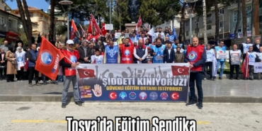 Tosya’da Eğitim Sendika Temsilcileri Basın Açıklaması Yaptı