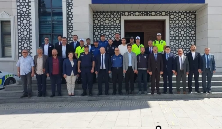 BAYRAMDA ANLAMLI ZİYARET