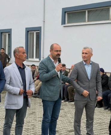 Başkan Volkan Kavaklıgil, Çepni Köyü’nde Kütüphane Açılışında