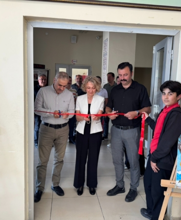 Cumhuriyet Anadolu Lisesi’nden Muhteşem Yıl Sonu Sergisi