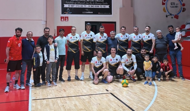 Tosya Bürnük Spor Çeyrek Finale Yükseldi