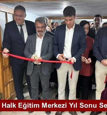 Tosya Halk Eğitim Merkezi Yıl Sonu Sergisi Açıldı