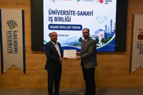 TOSYALI İŞ İNSANINA BAŞARI ÖDÜLÜ