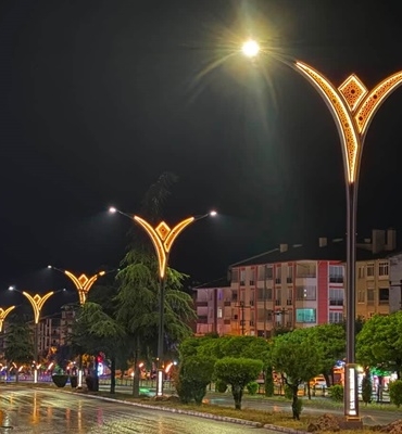 Özel Tasarım Aydınlatmalar Tosya’ya Yeni Bir Boyut Kazandırdı!