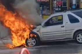 Tosya’da Araç Yangını Ucuz Atlatıldı