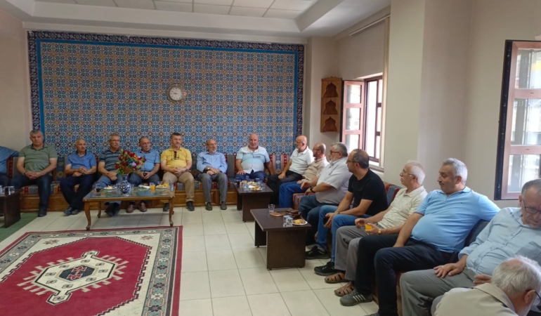 Tosya İmam Hatip Mezunları Derneği Başkanı İsmail Özdemir Güven Tazeledi!
