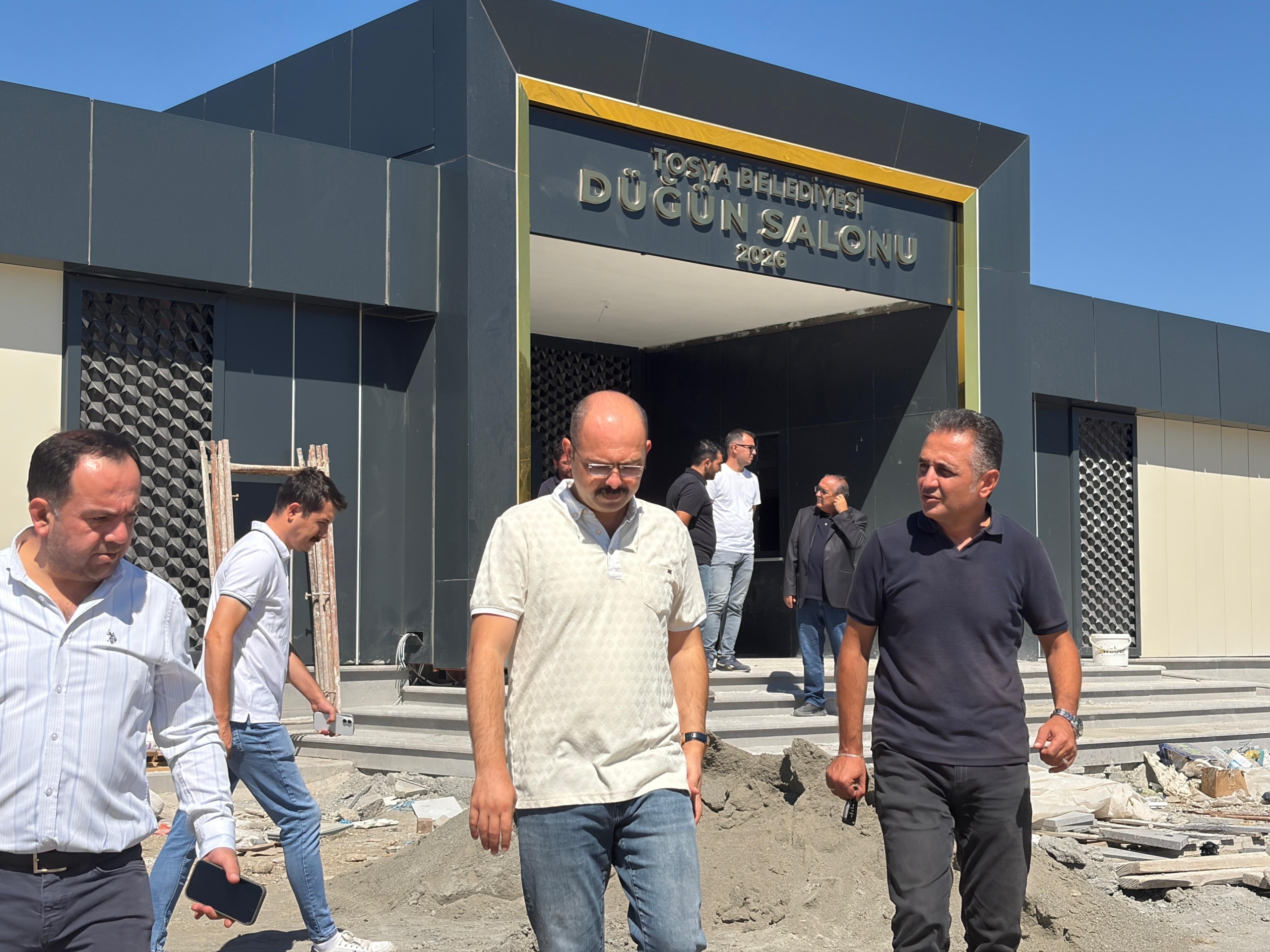 Başkan Kavaklıgil, Düğün Salonu İnşaatında İncelemelerde bulundu