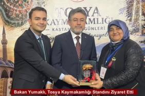 Bakan Yumaklı, Tosya Kaymakamlığı Standını Ziyaret Etti