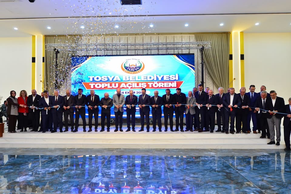 Tosya Belediyesi’nin vizyon projeleri törenle hizmete girdi